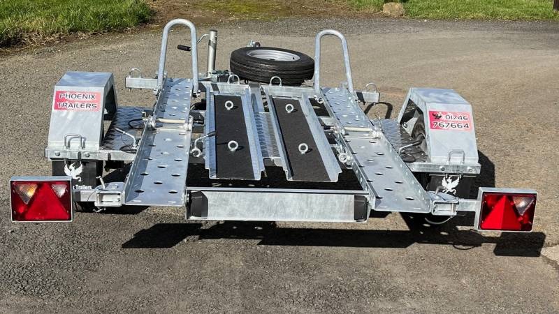Pheonix Folding Two Bike Trailer