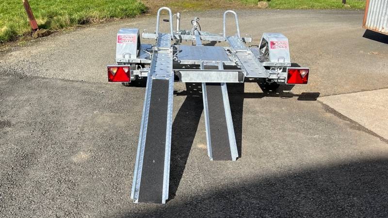 Pheonix Folding Two Bike Trailer